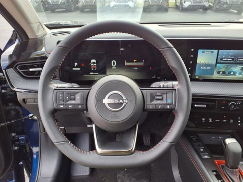 New 2025 Nissan Kicks SR w/ Illumination Package image 12