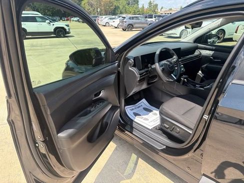 Used 2026 Hyundai Tucson SEL FWD image 10