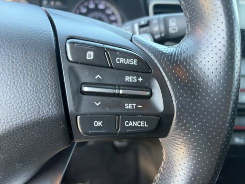 Used 2020 Hyundai Veloster Turbo FWD image 17