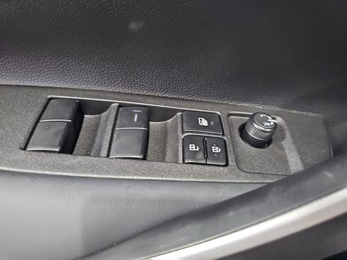 Used 2025 Toyota Corolla FX w/ Convenience Package image 28