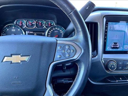 Used 2019 Chevrolet Silverado 1500 LT AWD/4WD image 12