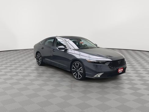 Used 2024 Honda Accord Touring image 34