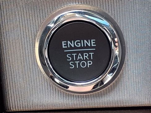 Used 2025 Ford F450 Platinum w/ Platinum Plus Package image 25