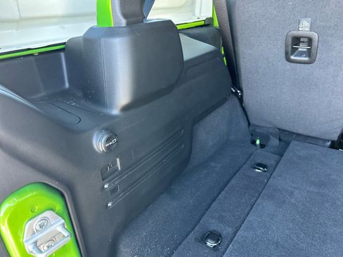 Used 2025 Jeep Wrangler Sport S image 55