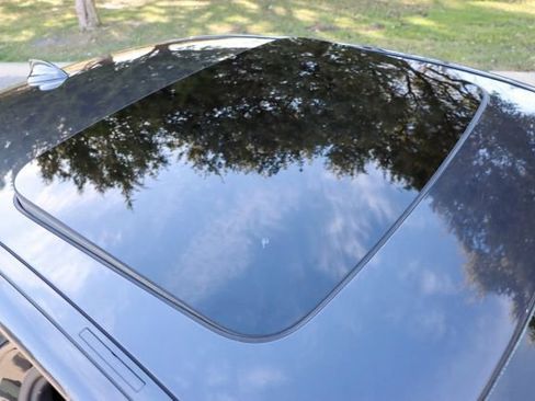 Used 2018 BMW 530i xDrive 530i xDrive image 9