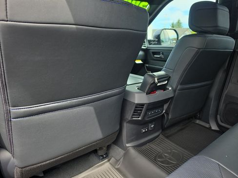 New 2026 Toyota Tundra Platinum AWD/4WD image 20