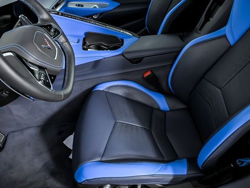 Used 2023 Chevrolet Corvette Stingray Premium Conv w/ Z51 Performance Package RWD image 26