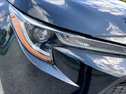 Used 2021 Toyota Corolla LE FWD image 27