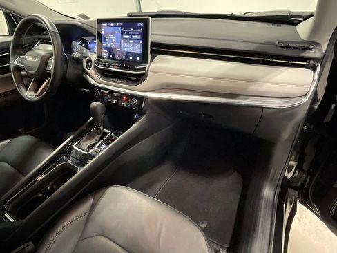 Used 2022 Jeep Compass Limited image 26