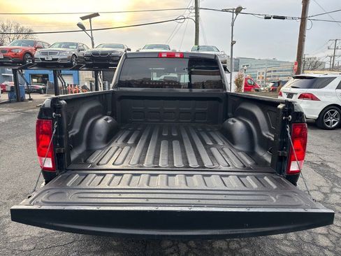Used 2016 RAM 1500 Express image 28