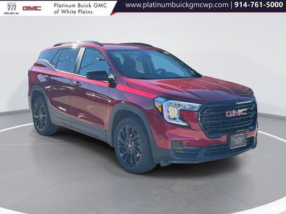 Used 2024 GMC Terrain SLE w/ Driver Convenience Package