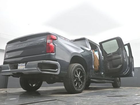 Used 2021 Chevrolet Silverado 1500 LT AWD/4WD image 50