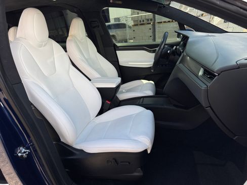 Used 2021 Tesla Model X Performance AWD/4WD image 30