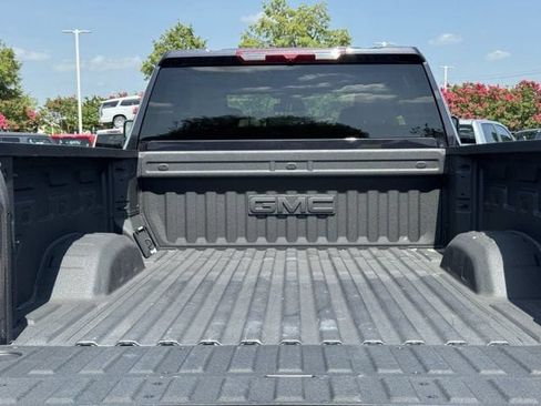 Used 2026 GMC Sierra 2500 AT4 AWD/4WD image 33