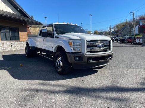 Used 2015 Ford F350 King Ranch w/ King Ranch w/Chrome Package image 11