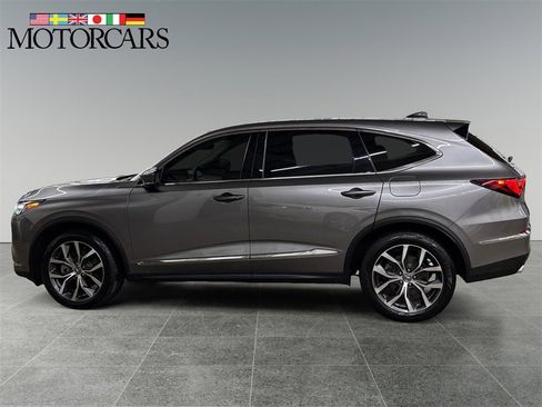Certified 2022 Acura MDX SH-AWD w/ Technology Package image 6