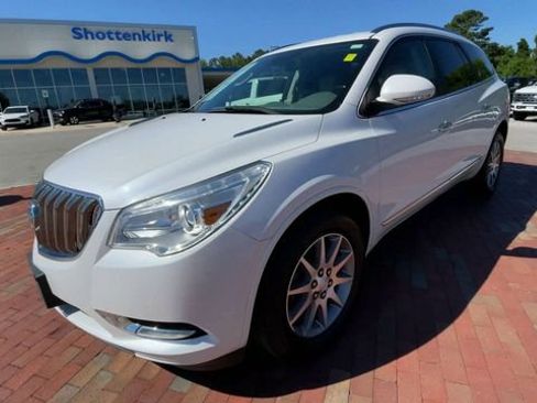 Used 2017 Buick Enclave Leather w/ Trailering Package FWD image 5