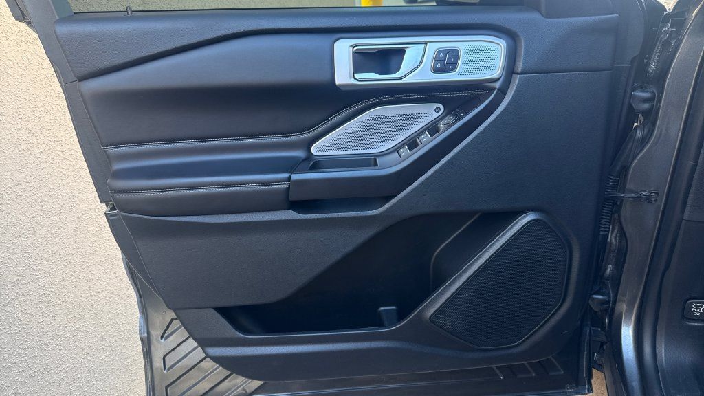 Used 2020 Ford Explorer ST w/ ST Street Pack AWD/4WD image 24