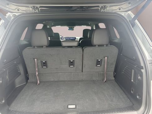 Used 2025 Buick Enclave Preferred image 16