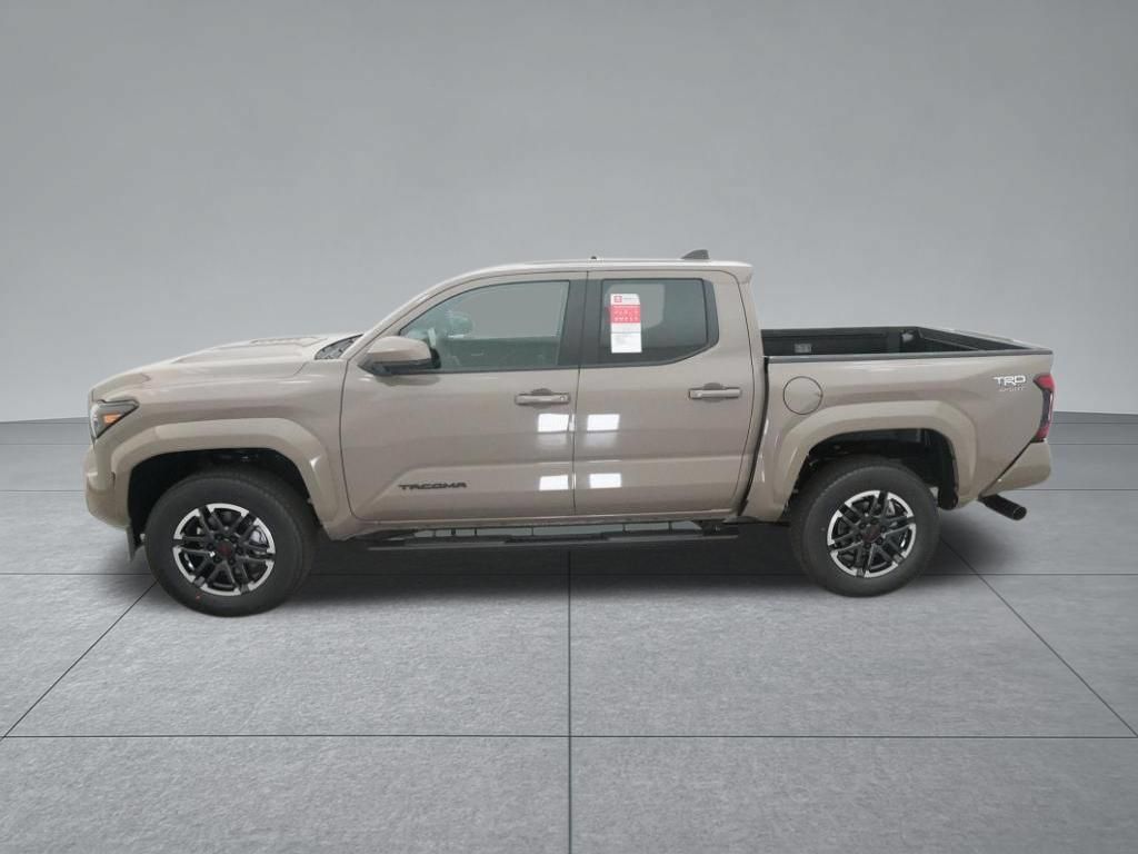 Used 2026 Toyota Tacoma TRD Sport RWD image 4
