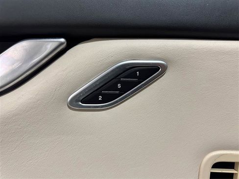 Used 2017 Maserati Ghibli S Q4 AWD/4WD image 19