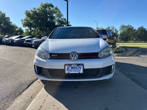 Used 2011 Volkswagen Golf 2-Door FWD image 8