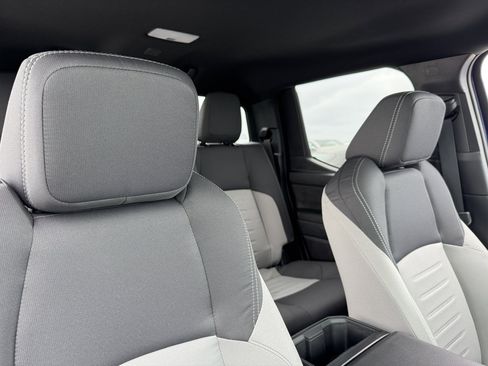 New 2025 Toyota Tacoma TRD Off-Road image 3