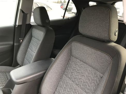 Certified 2024 Chevrolet Equinox LT image 5