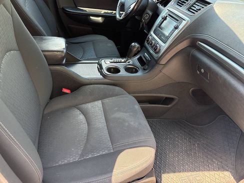 Used 2014 GMC Acadia SLE AWD/4WD image 8