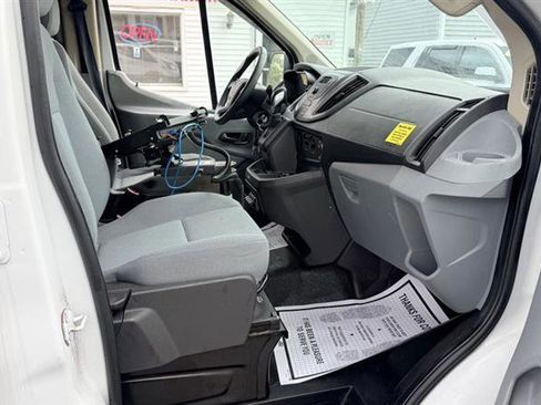 Used 2016 Ford Transit 250 130 Low Roof RWD image 10