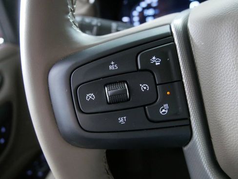 Used 2024 GMC Yukon Denali AWD/4WD image 28