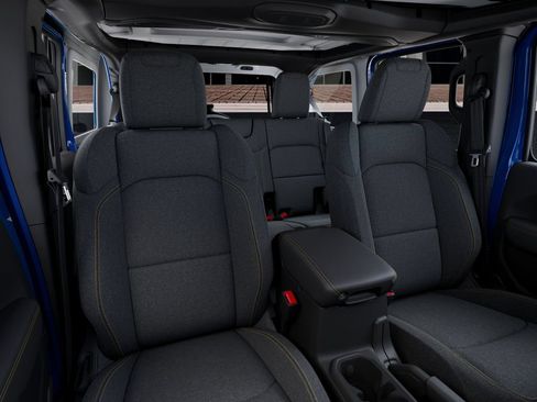New 2025 Jeep Wrangler Unlimited Sahara AWD/4WD image 16