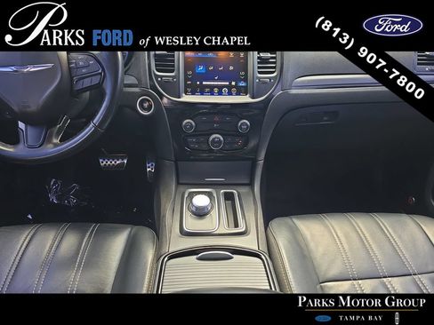 Used 2015 Chrysler 300 S RWD image 13