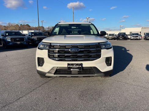 New 2026 Ford Explorer Active AWD/4WD image 3