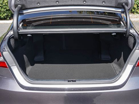 Used 2024 Toyota Camry XLE w/ Navigation Package FWD image 26