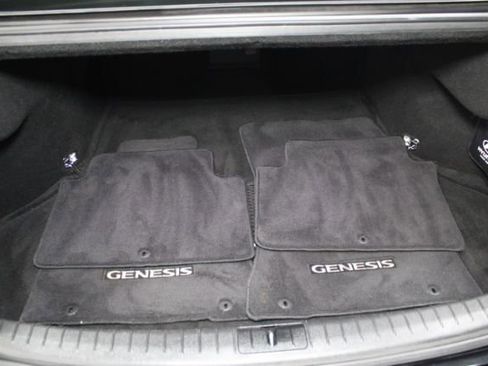 Used 2015 Hyundai Genesis 3.8 w/ Option Group 03 image 23