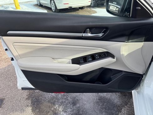 Used 2020 Nissan Altima 2.5 SL image 17