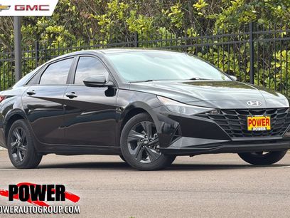 Used 2022 Hyundai Elantra Blue
