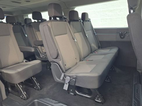 Used 2023 Ford Transit 350 XLT image 9