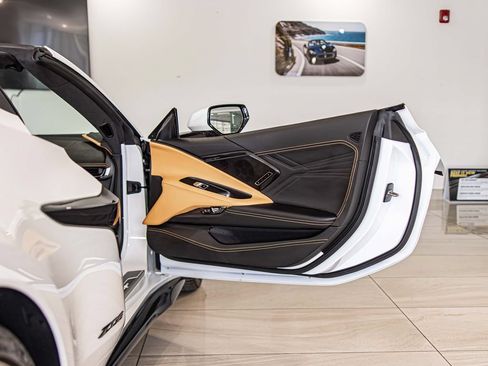 Used 2024 Chevrolet Corvette Z06 w/ Stealth Interior Trim Package RWD image 31