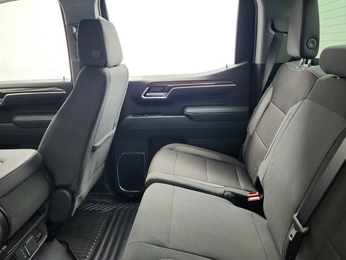 Used 2025 Chevrolet Silverado 1500 LT AWD/4WD image 23