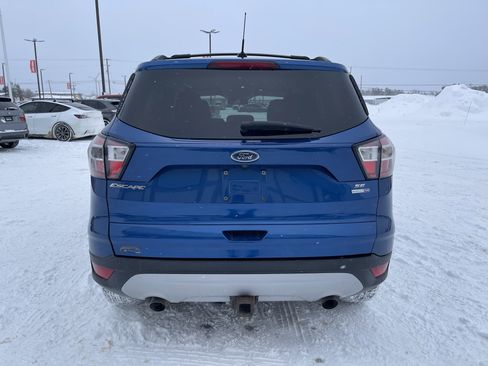 Used 2018 Ford Escape SE image 4