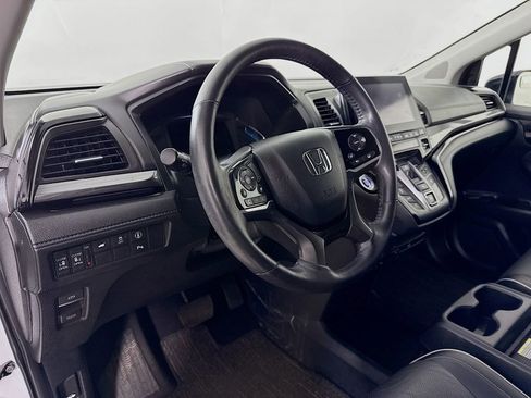 Used 2022 Honda Odyssey Elite image 9