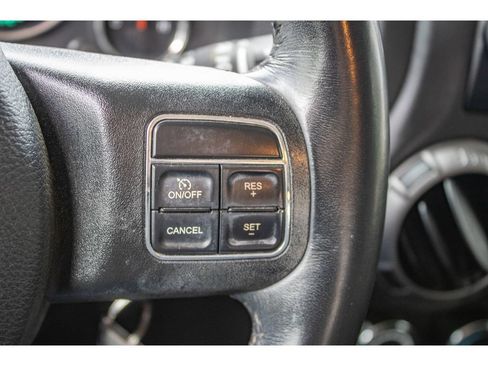 Used 2018 Jeep Wrangler Unlimited Sport S AWD/4WD image 37