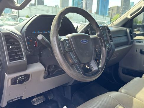 Used 2017 Ford F450 XL w/ Power Equipment Group RWD image 9