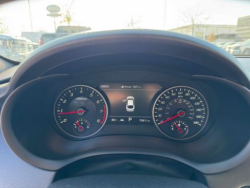 Used 2018 Kia Stinger GT2 image 18