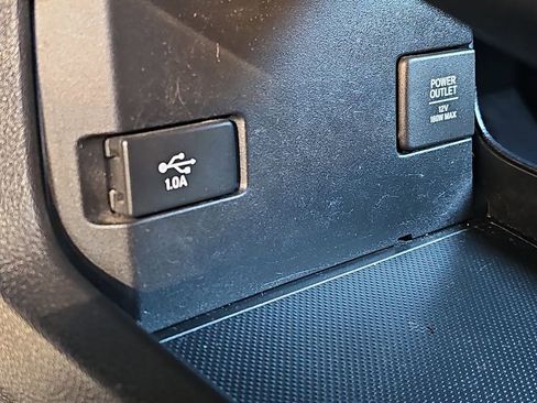 Used 2018 Honda Civic Sport image 25