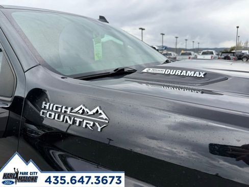 Used 2021 Chevrolet Silverado 3500 High Country w/ Z71 Off-Road Package AWD/4WD image 10