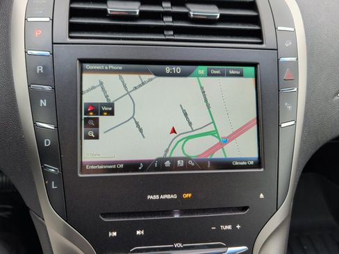 Used 2014 Lincoln MKZ Hybrid w/ Equipment Group 202A Reserve image 21