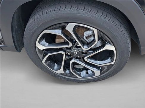 Used 2025 Chevrolet Trax RS FWD image 7